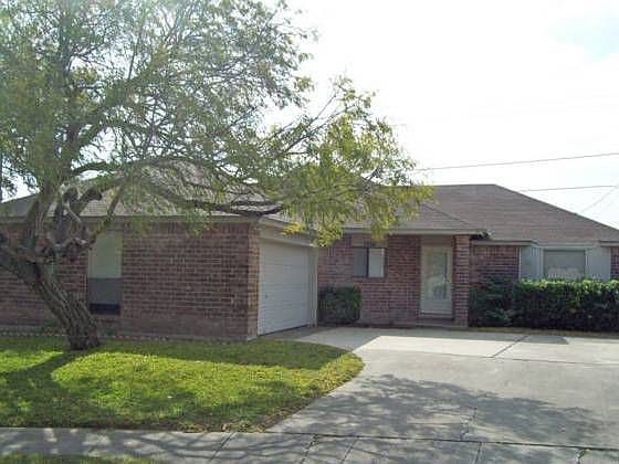 1st image of 3338 Halfpenny St