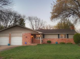 211 E Ray Ave, Salina, KS 67401