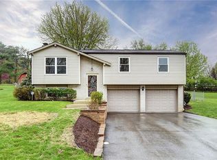 30 Saxony Dr, Harrison City, PA 15636