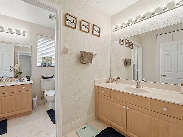 2753 Misty Oaks Cir — Photo 27