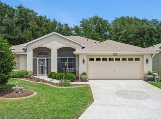 22240 Caledonia Dr, Leesburg, FL 34748