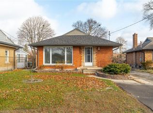 220 Bruce St, Kitchener, ON N2B1Z3