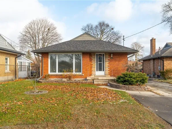 220 Bruce St, Kitchener, ON N2B 1Z3