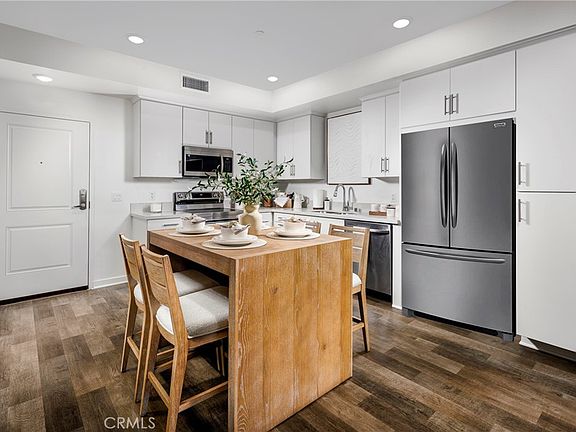 5th image of 9001 Cerise Ln #109