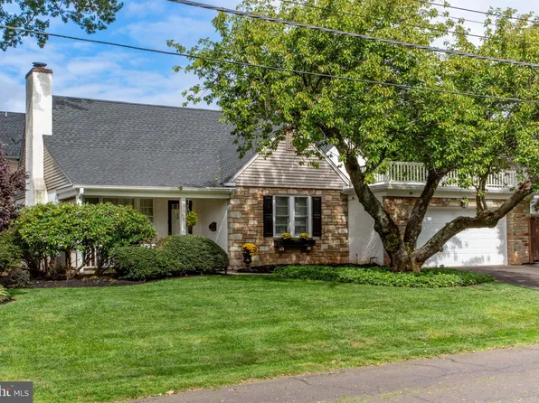 501 E Penn St, Newtown, PA 18940