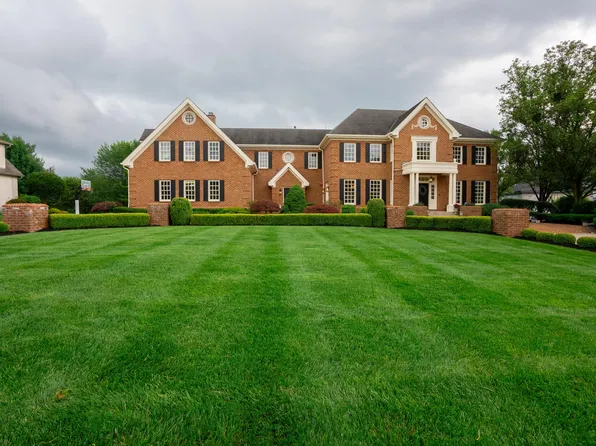 6863 Temperance Point Pl, Westerville, OH 43082