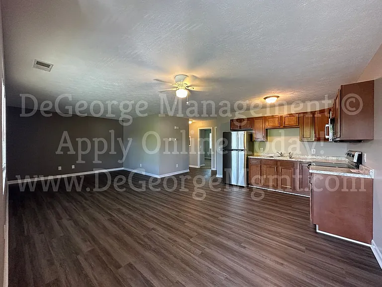 Burdick Estates Apartments — Photo 86