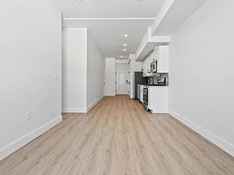 1137 Washington St #7 — Photo 3