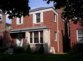 9201 S Oakley Ave, Chicago, IL 60643