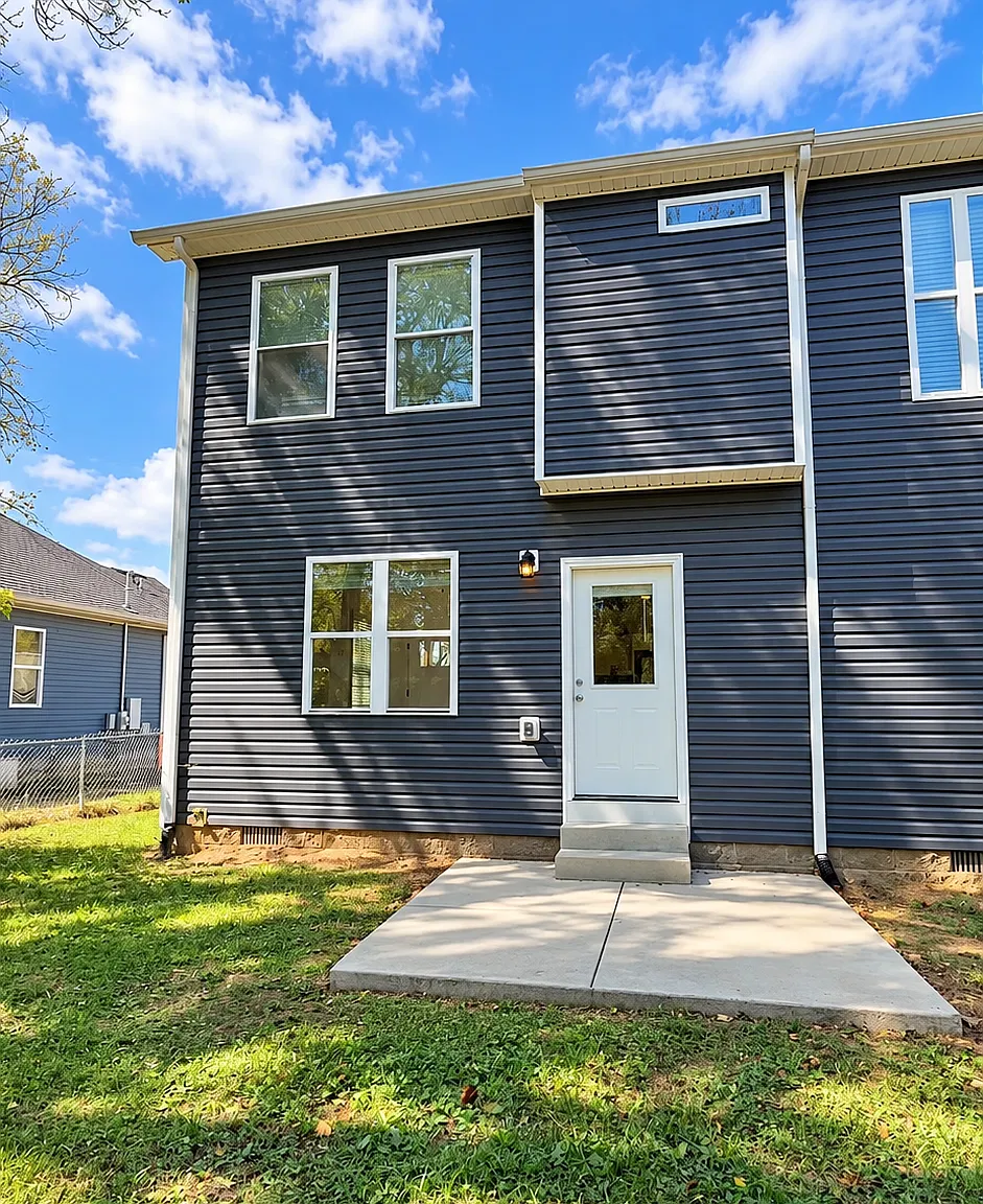 3 bed, 2.5 bath, 1361 sqft, $1,950 — Photo 3