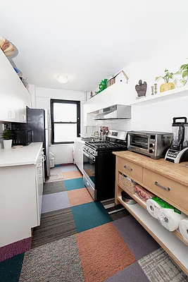 Rented by Level Group | media 8