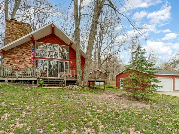 2305 Rollway Rd, Prudenville, MI 48651