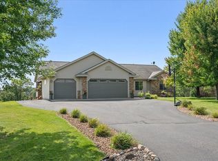 1371 Peninsula Rd, New Richmond, WI 54017