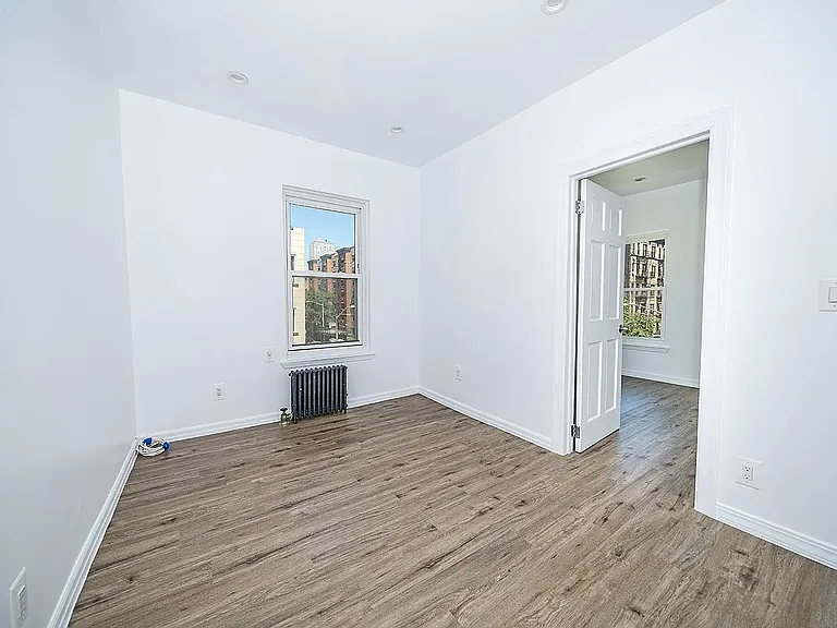 172 S 3rd St #2 — Photo 7