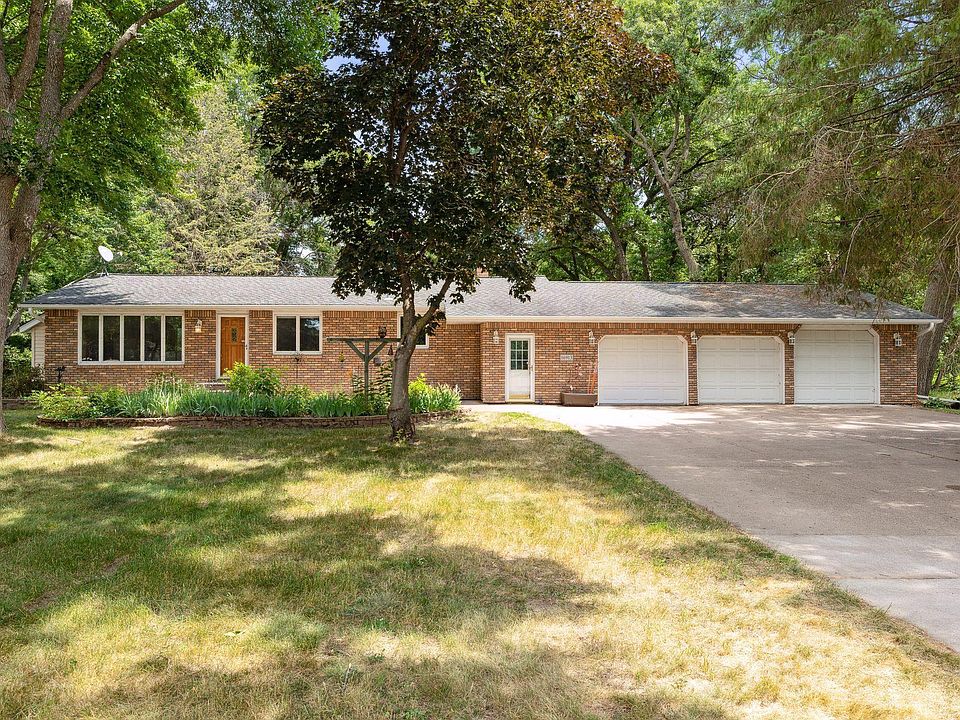 1st image of 16913 Kettle River Blvd NE