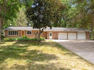 16913 Kettle River Blvd NE, Columbus, MN 55025