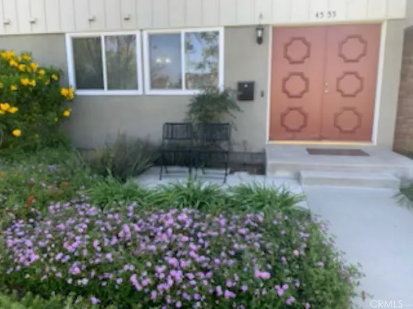 4555 Larwin Ave, Cypress, CA 90630