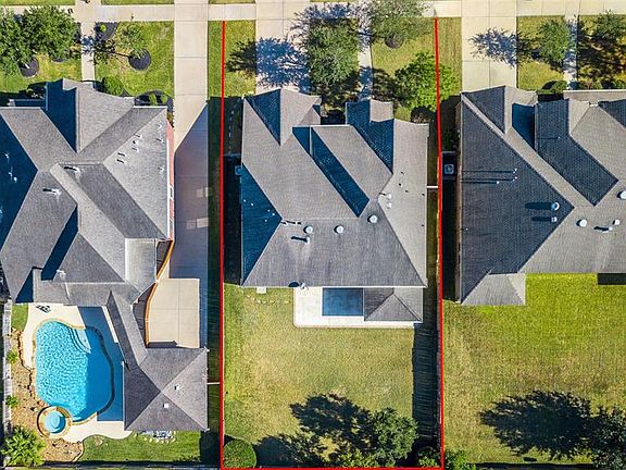 3rd image of 6018 Gatewood Manor Dr