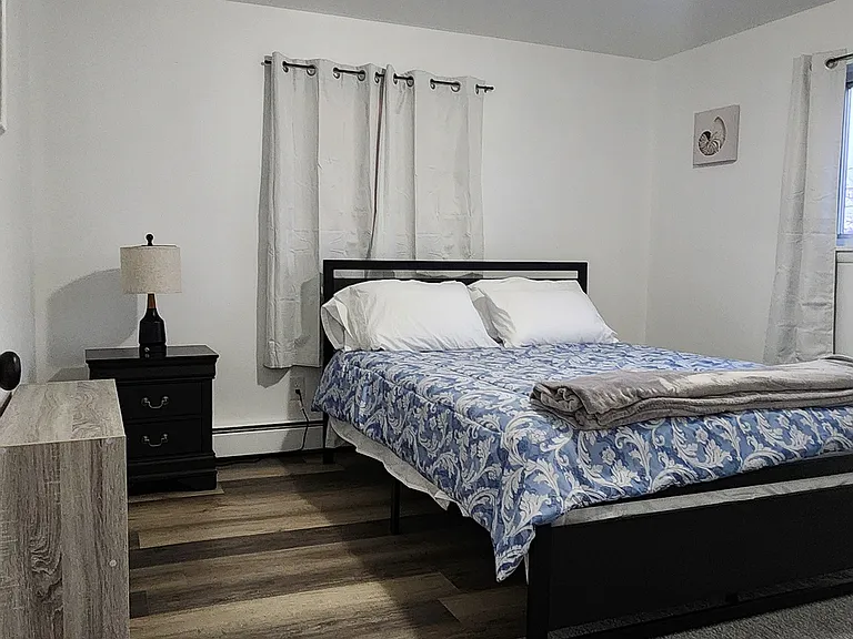38 Hill Ave #6 — Photo 29