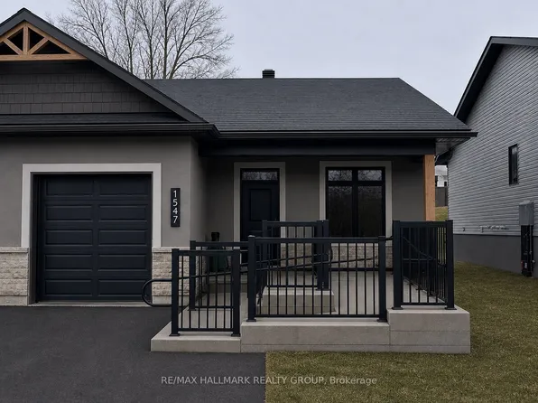 1547 Flanders Rd, Brockville, ON K6V 6B4