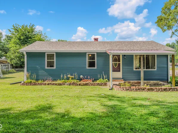 2094 Shady Ln, Columbus, IN 47201