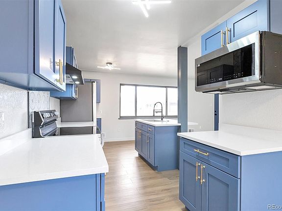 3rd image of 1514 S Chase Court