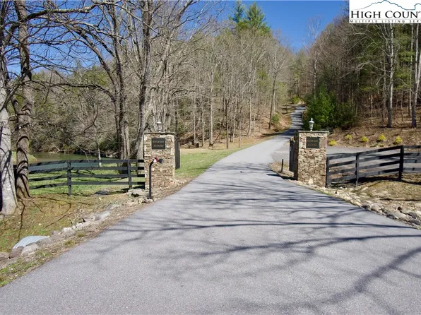 63 Stoney Brook Drive, Lansing, NC 28643