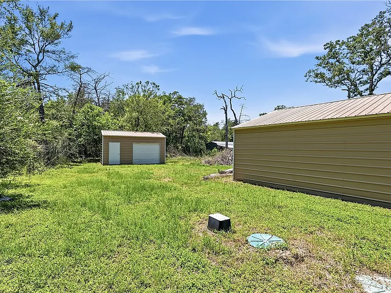 6824 S FM 2038 — Photo 22