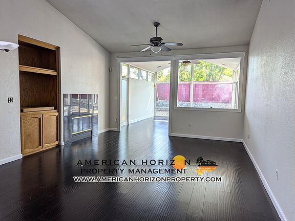 3rd image of 1112 Caversham Way