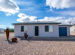 121 Buffalo Dr, Huachuca City, AZ 85616