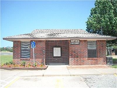 3rd image of 835 Us Highway 84 W