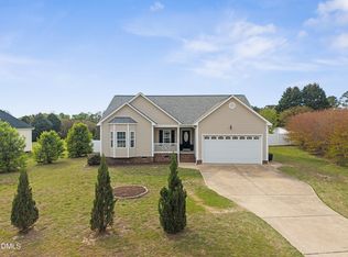 100 Summer Place Ct, Clayton, NC 27527