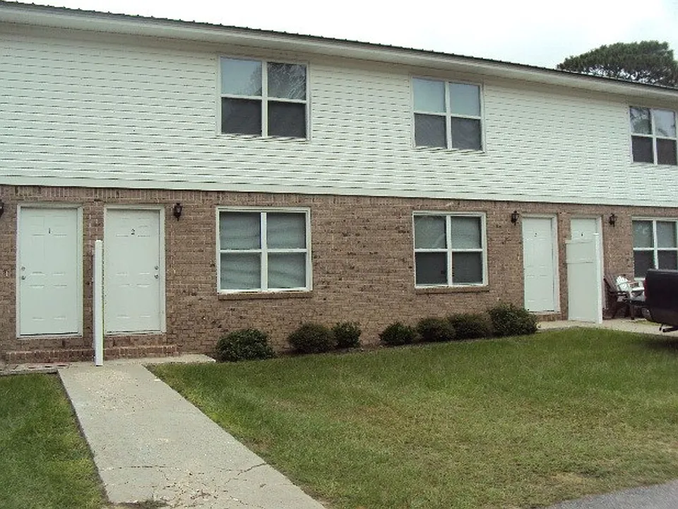 1305 Breckenridge Dr #1