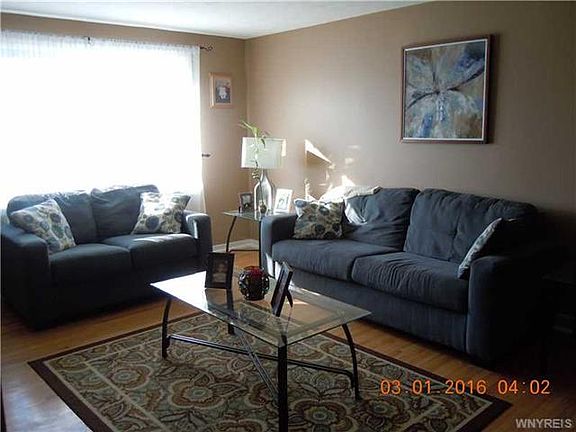4th image of 41 Giblin Dr