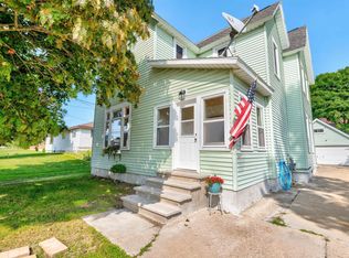 211 S Maple St, Manistique, MI 49854