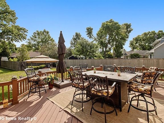 5th image of 6013 N Winwood Dr