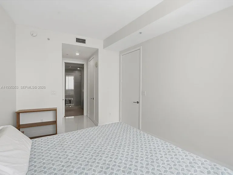 18201 Collins Ave #5508 — Photo 24