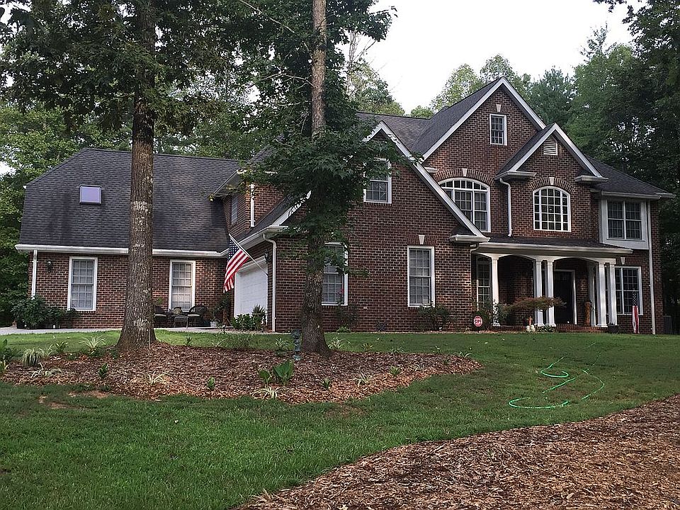1st image of 2520 Brittany Dr
