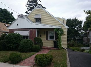 11 Atlantis St, West Roxbury, MA 02132