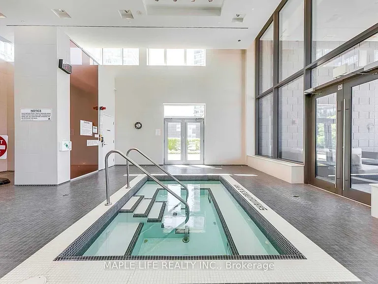 121 McMahon Dr #2502 — Photo 4