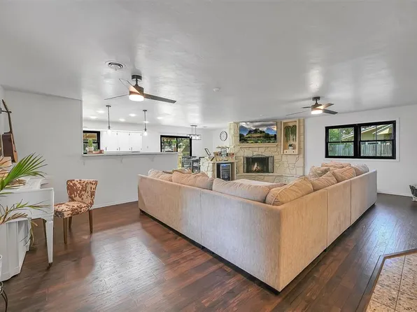 2005 Mockingbird Ln, Altus, OK 73521