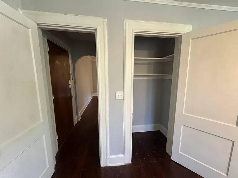 1043 Saint Charles Ave NE #9 — Photo 9
