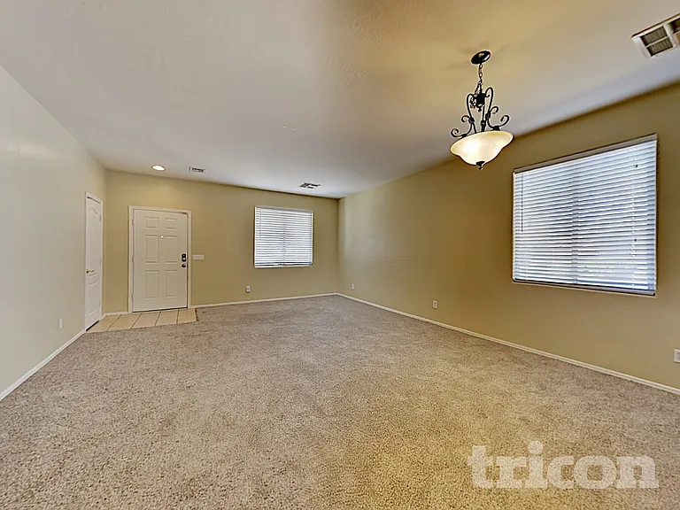 7022 W Carson Rd — Photo 22