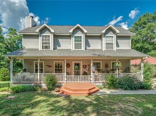 15950 Sunrise Rd, Gravette, AR 72736