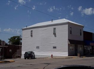 324 E 7th St, Logan, IA 51546