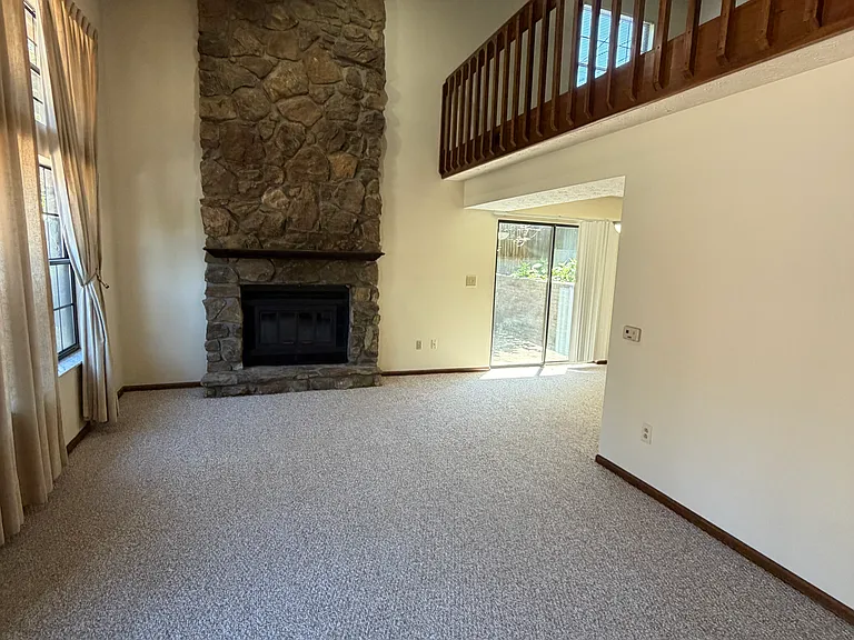 6314 Pine Dr — Photo 2