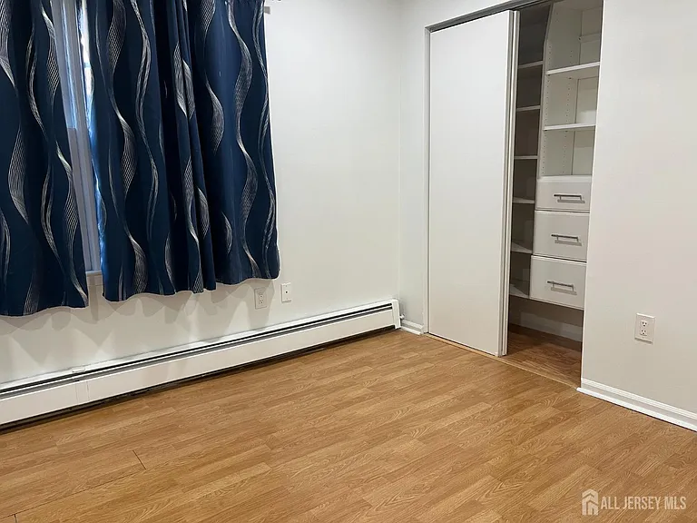 66 Netherwood Cir — Photo 18