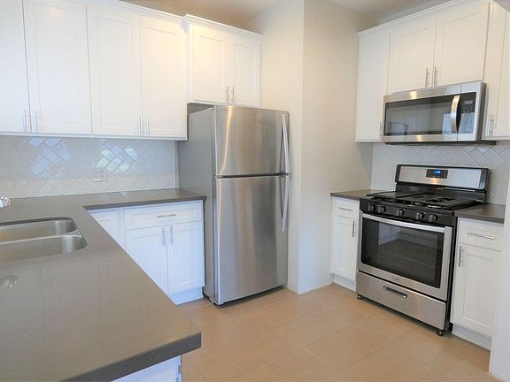 2nd image of 2317 E 7th St #0