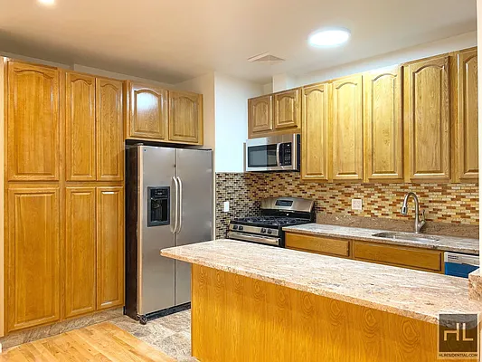 Rented by Highline Residential | media 3