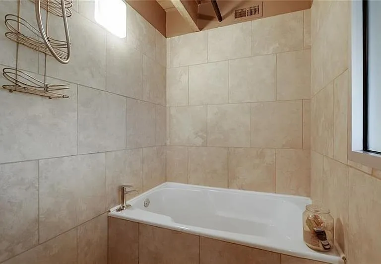 1661 La France St NE #225 — Photo 16